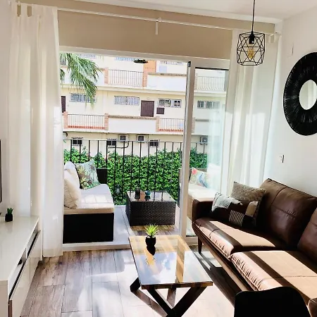 Palmeras Apartament *